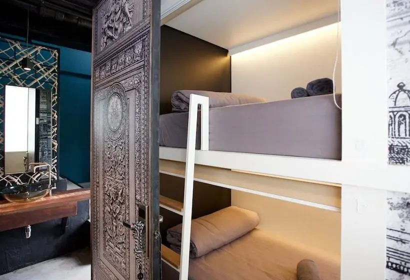 اتاق استاندارد چهار تخته, Shade House   Phuket Downtown