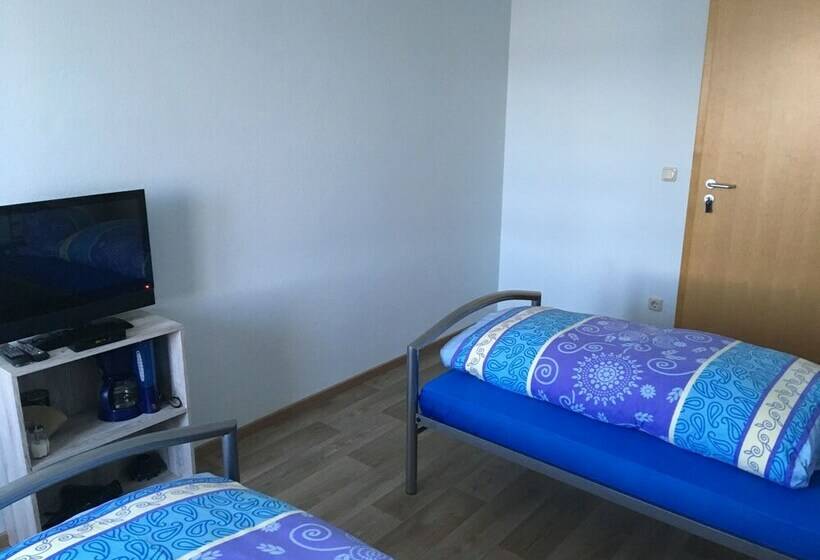 经济房, Jurahof Wuermser