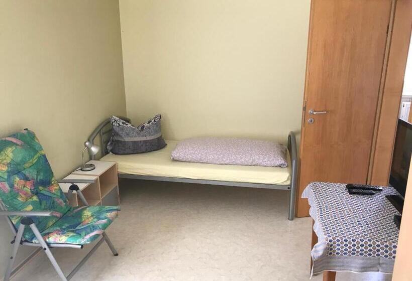 单人经济间, Jurahof Wuermser