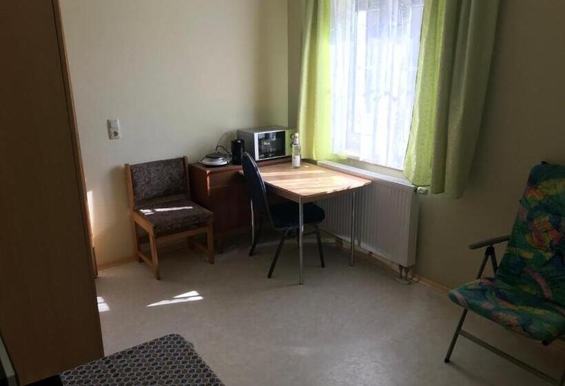 单人经济间, Jurahof Wuermser