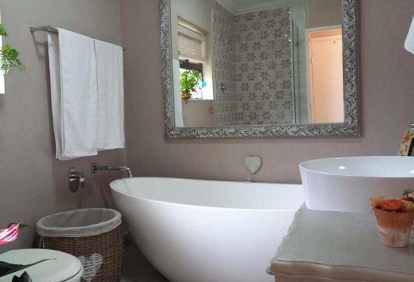 جناح عائلي, Villa Roc Guesthouse   Solar Power