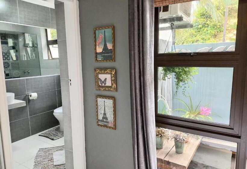 标准间内部标间, Villa Roc Guesthouse   Solar Power