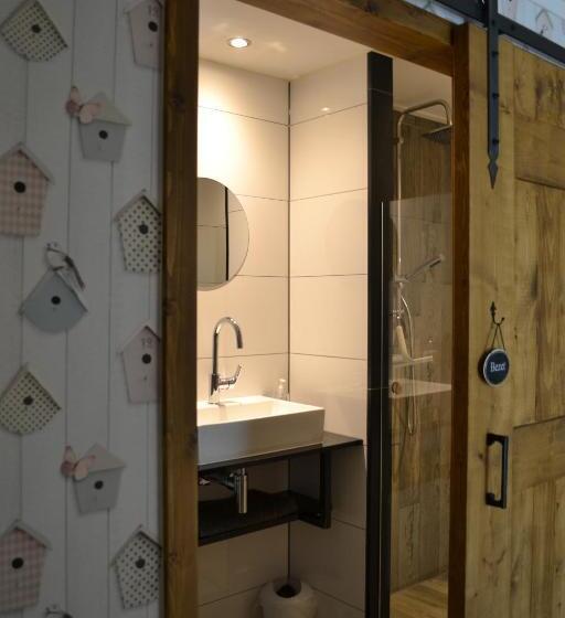 带共用浴室的标准房间, Bed & Breakfast Aan De Beek