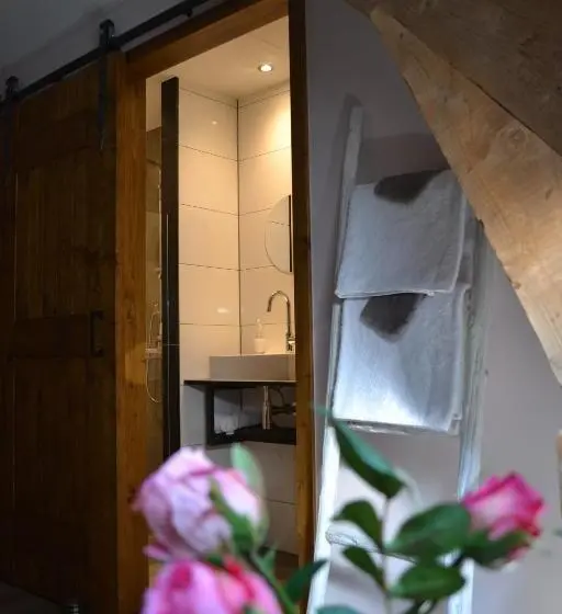 スタンダードルーム, Bed & Breakfast Aan De Beek
