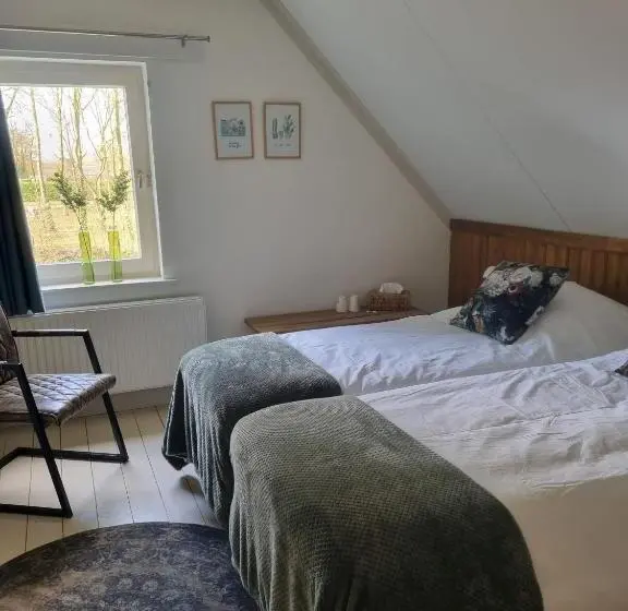 バス共有のスタンダードルーム, Bed & Breakfast Aan De Beek