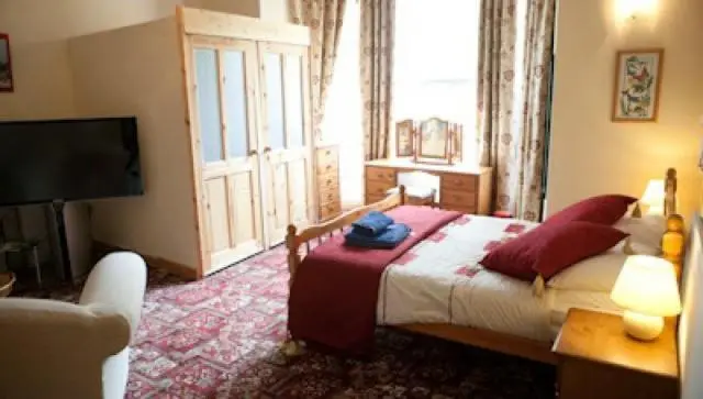 キングサイズベッドのデラックスルーム, Cavell House Bed And Breakfast