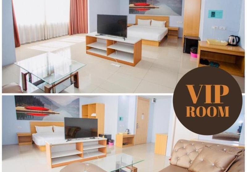 Suite med udsigt over byen, 99