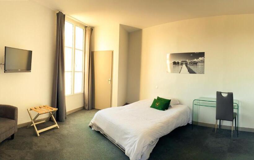 Семейный Номер, Colette Hôtel