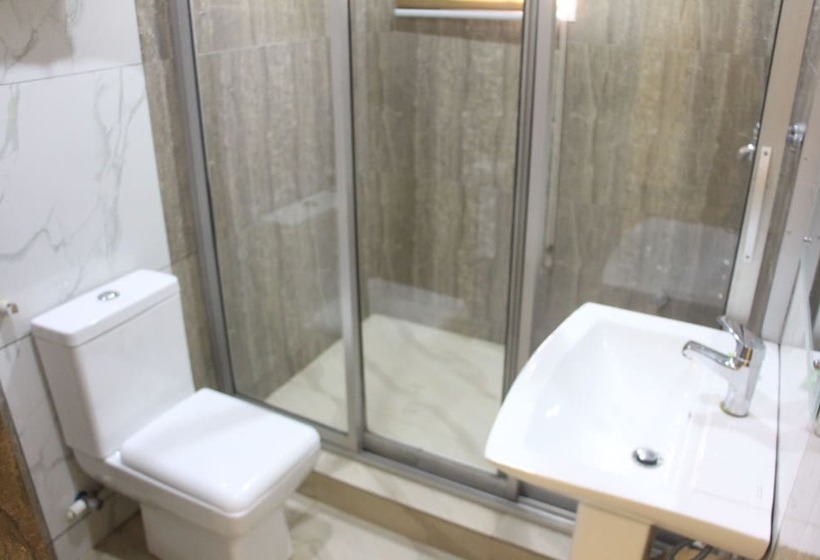 Deluxe Room, H9 Suites