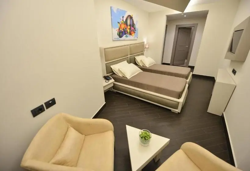 اتاق استاندارد, Petit Hotel Elita