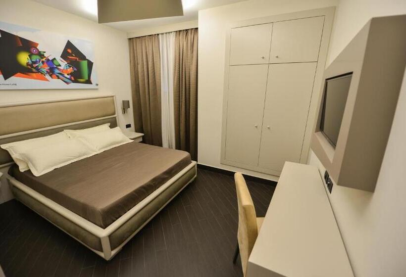 디럭스 룸, Petit Hotel Elita