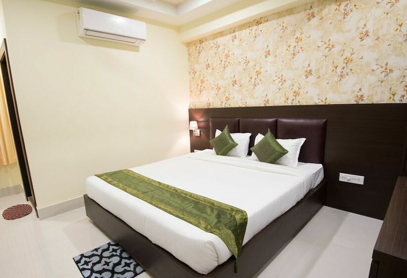 Номер Стандарт, Treebo King S Court Chandrasekharpur