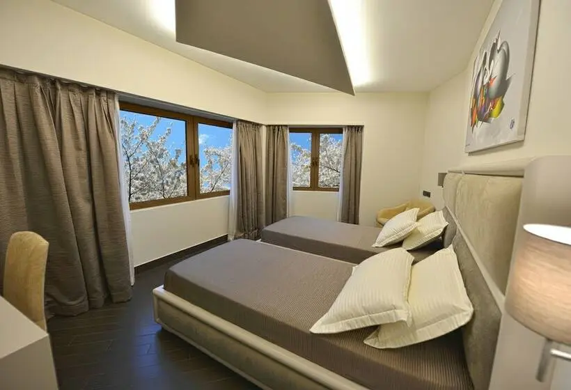 اتاق لوکس, Petit Hotel Elita