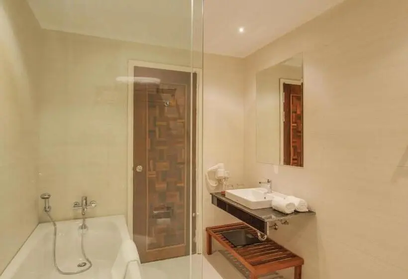 バルコニー付きデラックスルーム, Sokha Palace Siem Reap