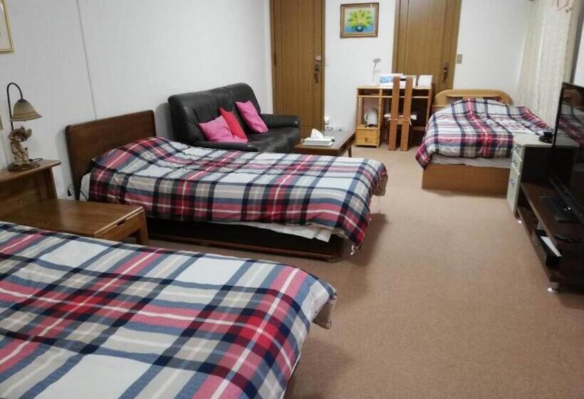 标准三人间, Otani