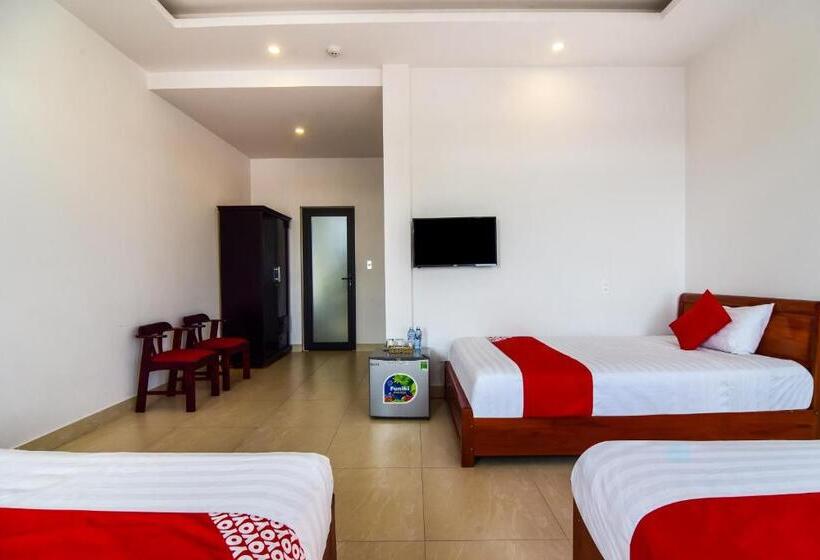 اتاق لوکس خانوادگی, Suburban Villa