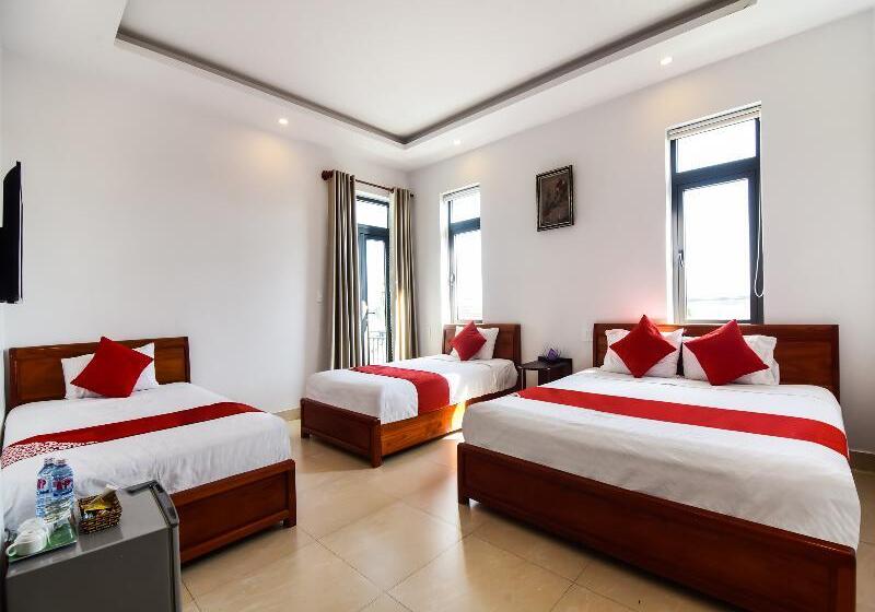 اتاق لوکس خانوادگی, Suburban Villa