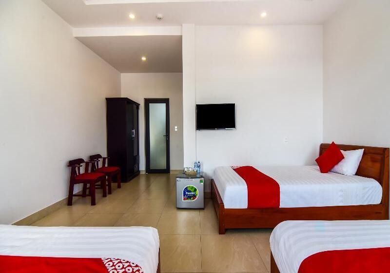 اتاق لوکس خانوادگی, Suburban Villa