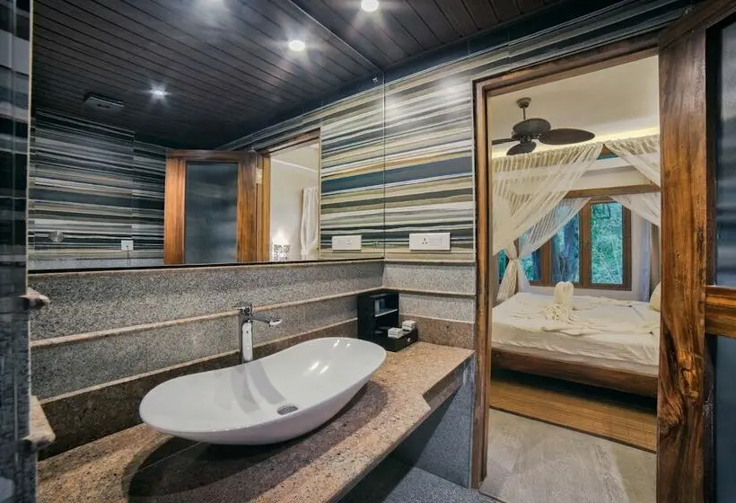 デラックススイート, Elixir Hills Suites Resort And Spa