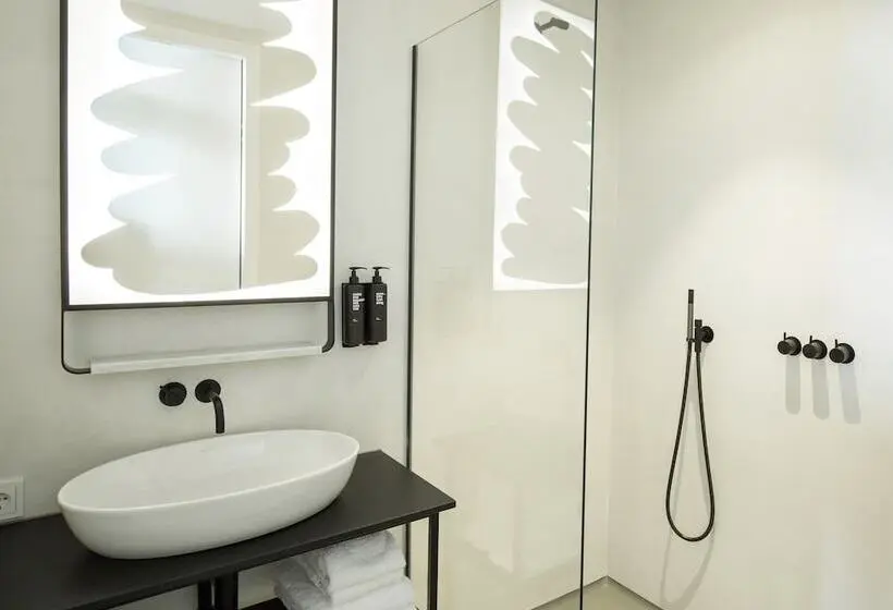 Basic-huone, Conscious Hotel Westerpark