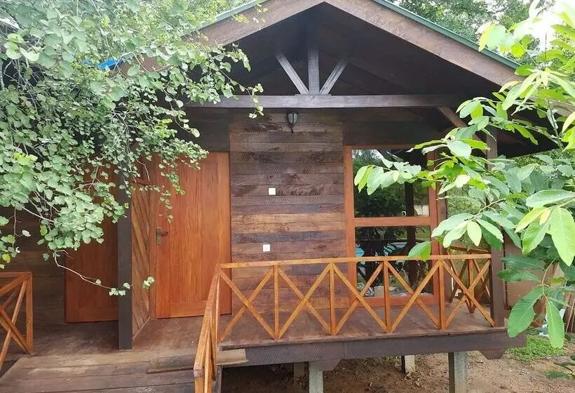 シャレー・デラックス1寝室, Eighth Wonder Resort