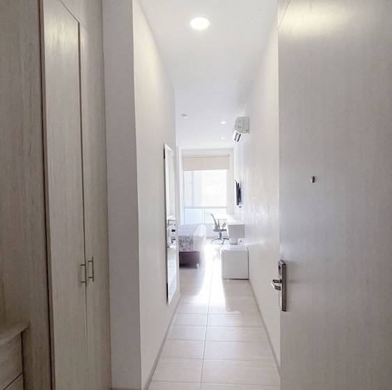 Superior Kamer, Ms Pacifico Chipichape