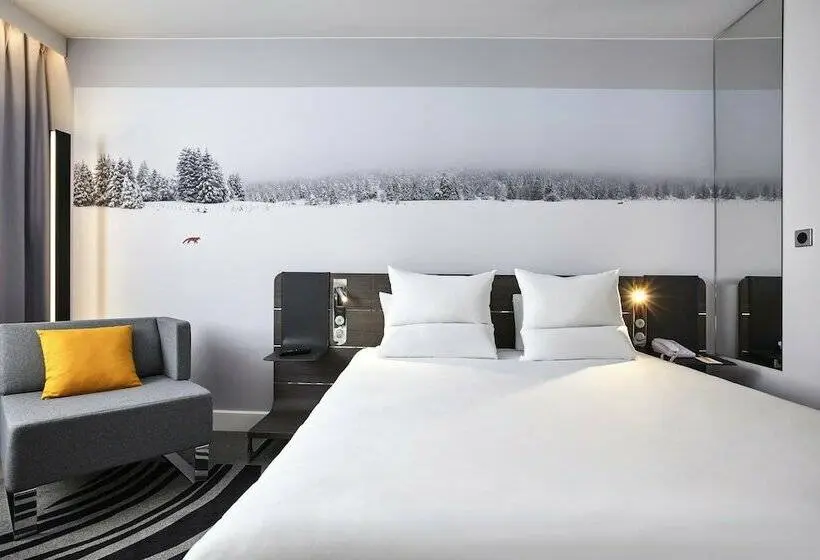 Superior-huone, Novotel Charleroi Centre