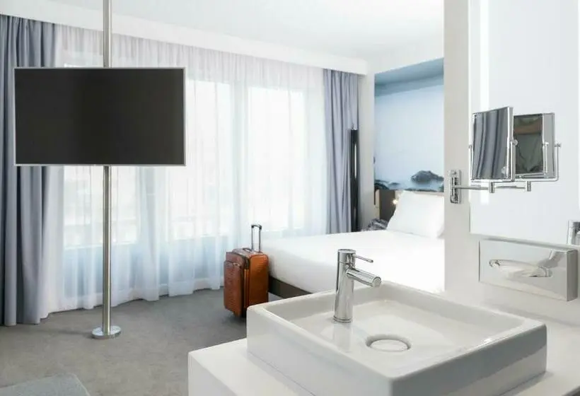 Superior-sviitti, Novotel Charleroi Centre