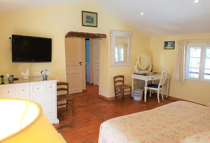 バルコニー付きスタンダードルーム, B&b With Charm, Quiet, Kitchen, Sw Pool