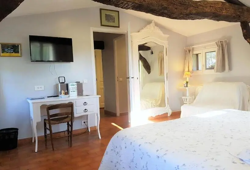 Standard Kolmen Hengen Huone, B&b With Charm, Quiet, Kitchen, Sw Pool