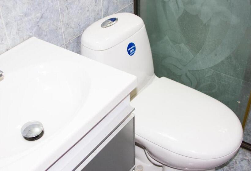 四人高级间, D Lujo