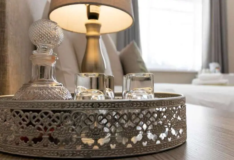 Deluxe Neljän Hengen Huone, De Akker Guest House Oudtshoorn