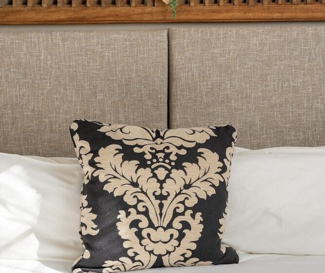 اتاق لوکس چهار تخته, De Akker Guest House Oudtshoorn