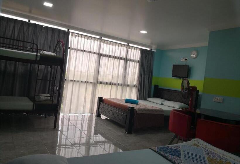 سوییت خانوادگی, Kristal Inn Hotel Uitm Shah Alam