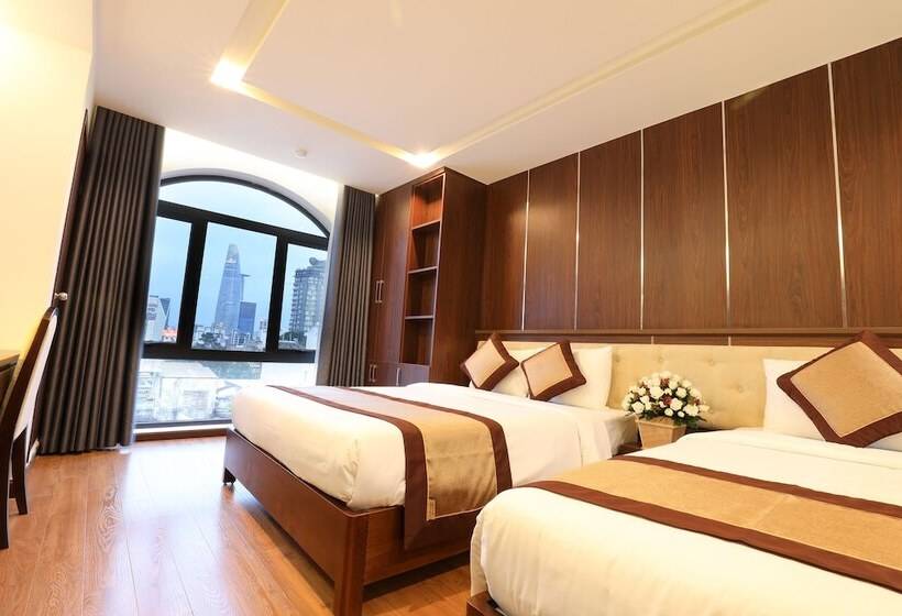 اتاق سوپریور, Prague