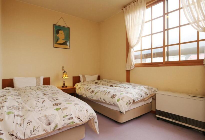 חדר סטנדרט, Jyonnobinayado Yoemu