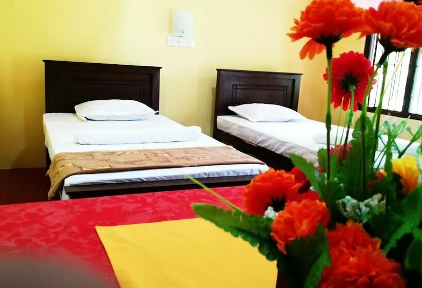 豪华三人间, Araliya Self Cooking Hostel