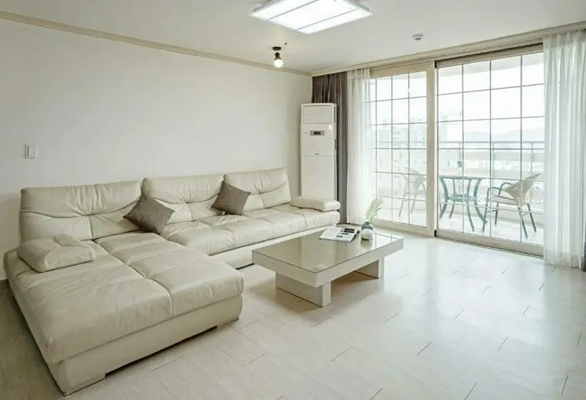 プレミアムスイート, Home Fourest Resort Geoje