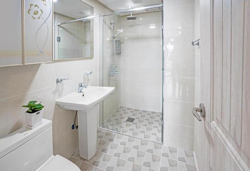 جناح بريميوم, Home Fourest Resort Geoje