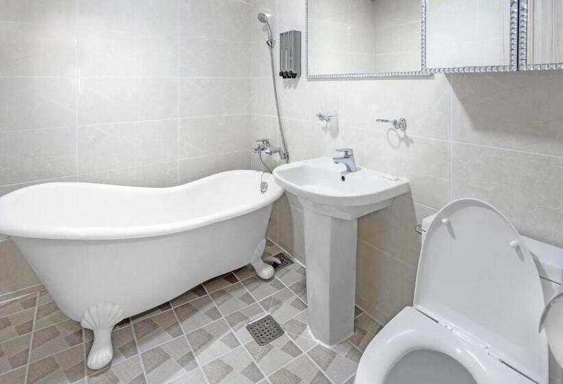 جناح بريميوم, Home Fourest Resort Geoje