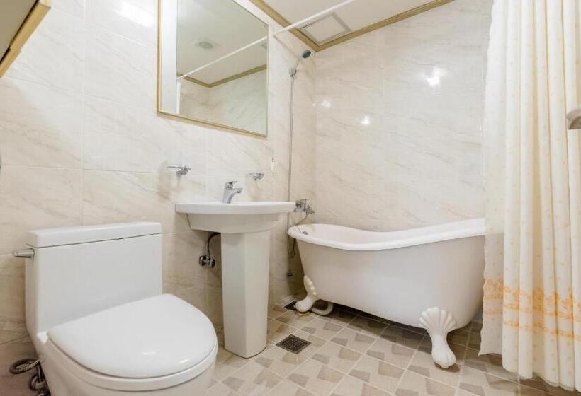 جناح بريميوم, Home Fourest Resort Geoje