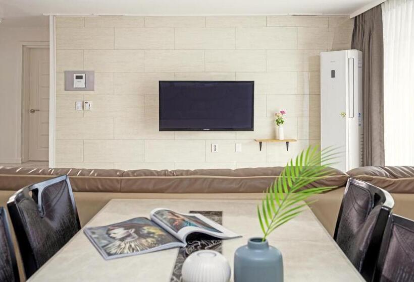 جناح, Home Fourest Resort Geoje