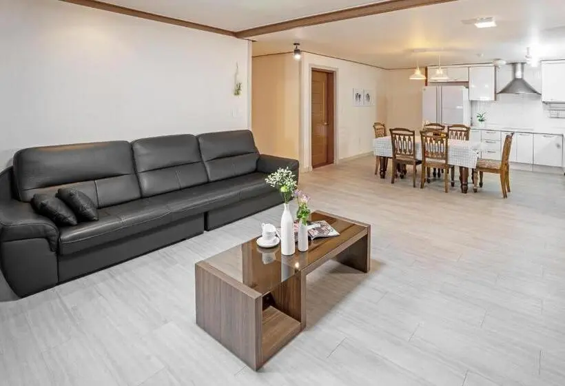 テラス付スイート, Home Fourest Resort Geoje