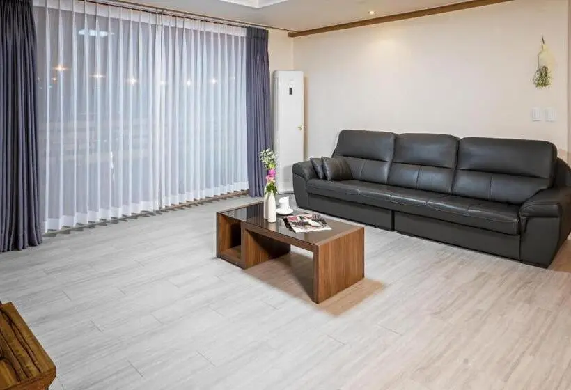 テラス付スイート, Home Fourest Resort Geoje