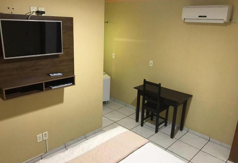 غرفة قياسية, Aki