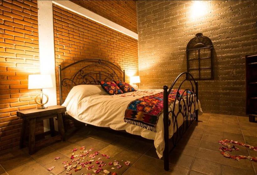 Полулюкс, Boutique Rincon Sagrado