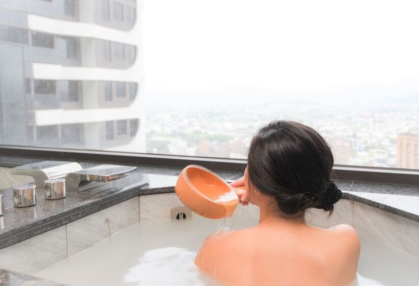 اتاق لوکس سه تخته, Cuncyue Hot Spring Resort