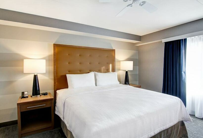 سوئیت با تخت بزرگ, Homewood Suites By Hilton Ottawa Kanata