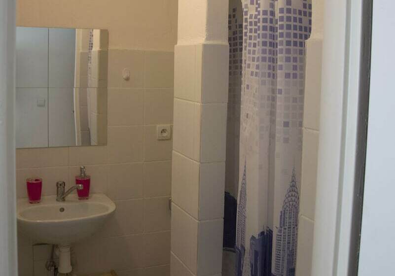 ベーシックルーム, Red Point