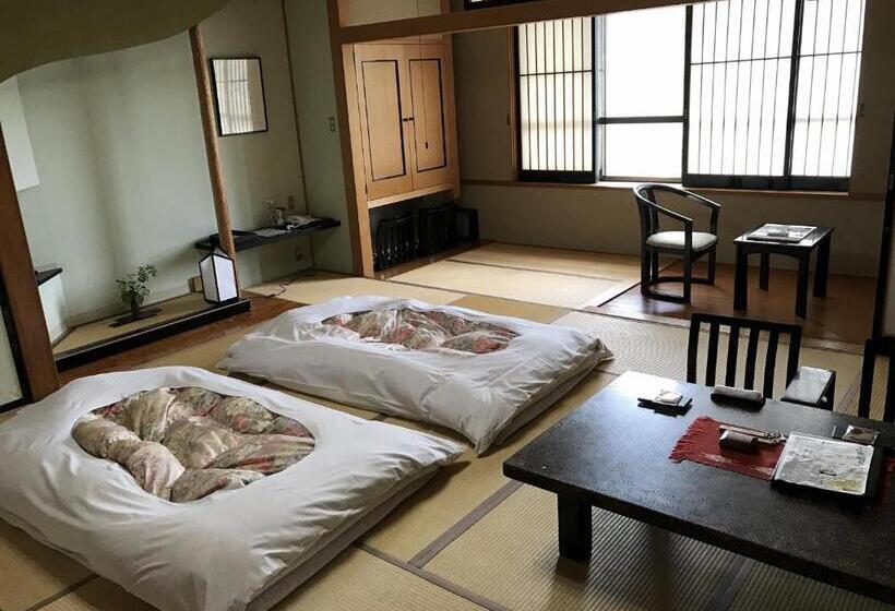 חדר סטנדרט, Kazen No Sho